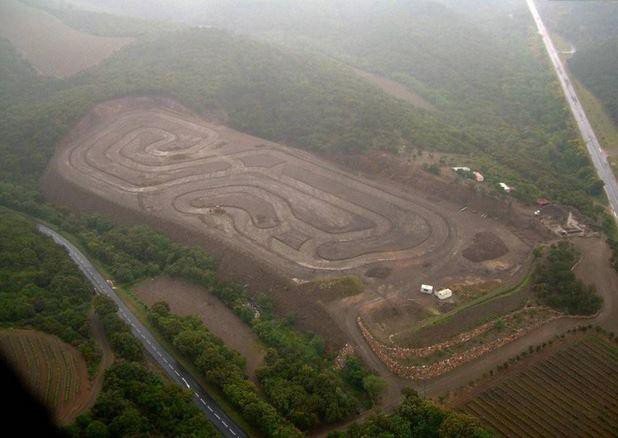 Débroussaillage de fossé et de bassin